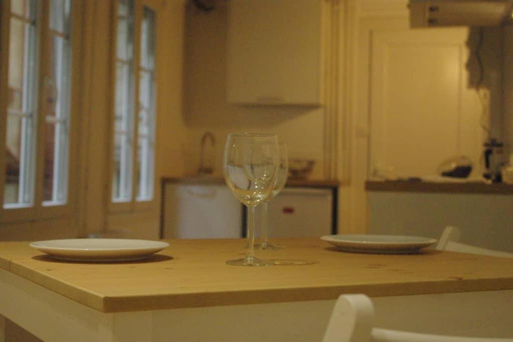Dijon Standing Historic City Apartment エクステリア 写真